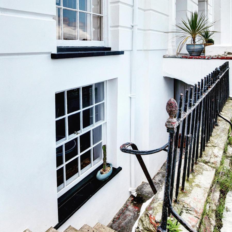 Paramount Apartments Ilfracombe, Arty Seaside Holiday Apartments Eksteriør billede