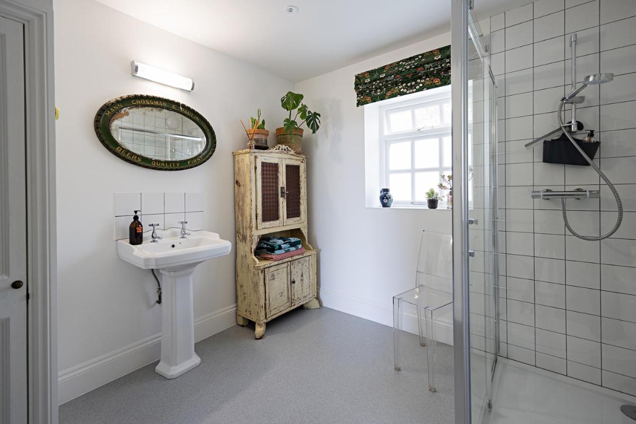 Paramount Apartments Ilfracombe, Arty Seaside Holiday Apartments Eksteriør billede