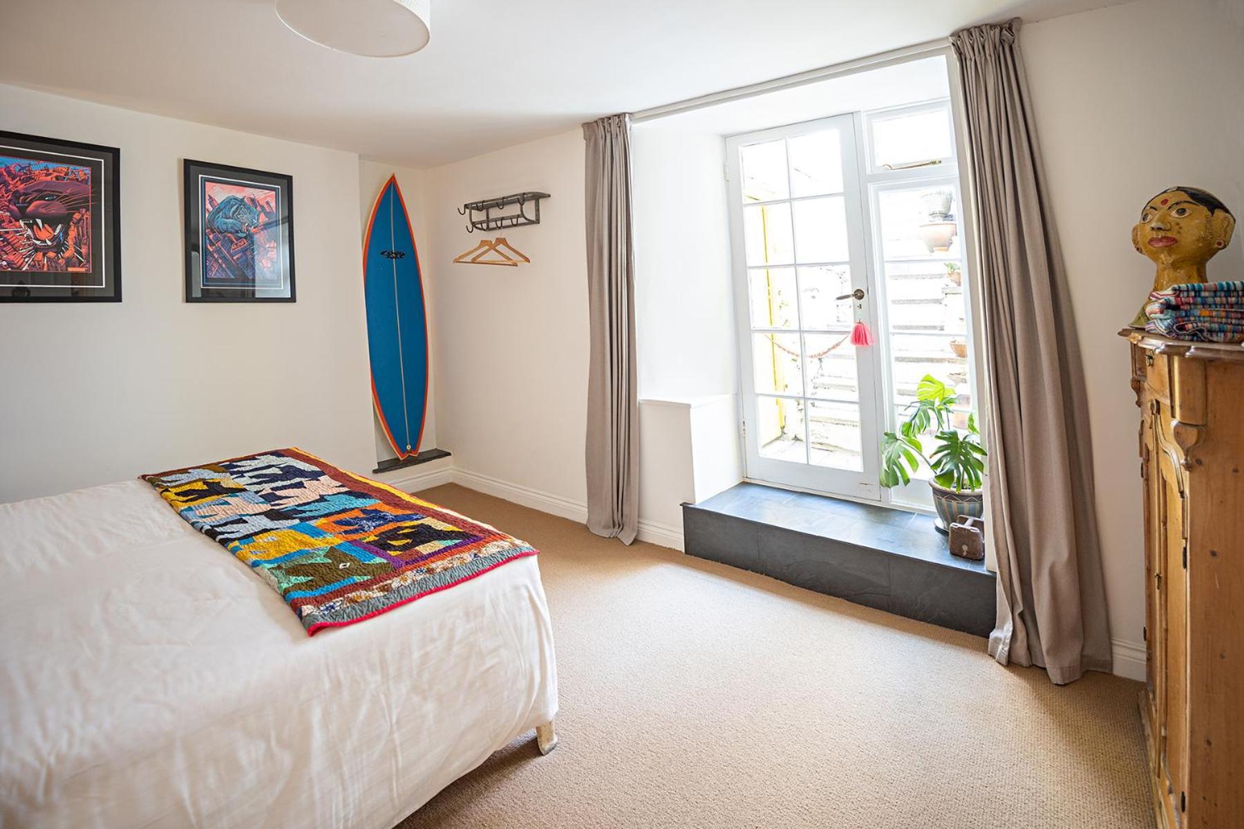 Paramount Apartments Ilfracombe, Arty Seaside Holiday Apartments Værelse billede